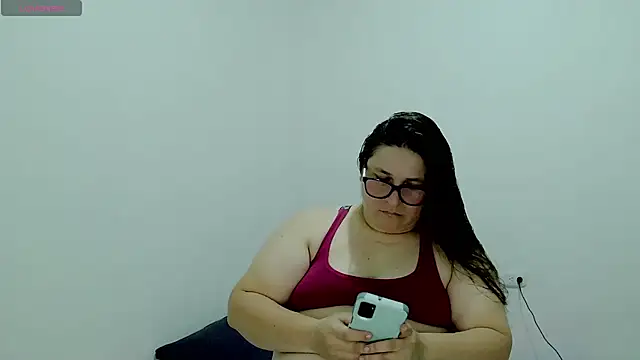 Snapshot of katty_femdom chatting on 09/18/25, 07:16 katty femdom online show from 09/18/25, 07:16