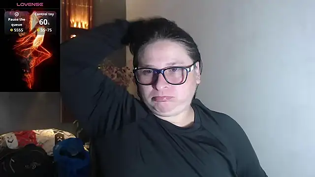 Snapshot of katty_femdom chatting on 10/07/25, 12:46 katty femdom online show from 10/07/25, 12:46