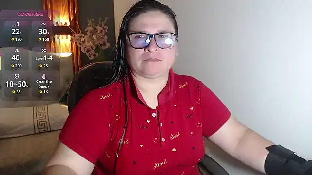 Snapshot of katty_femdom chatting on 11/21/25, 12:59 katty femdom online show from 11/21/25, 12:59