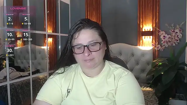 Snapshot of katty_femdom chatting on 04/28/26, 11:26 katty femdom online show from 04/28/26, 11:26