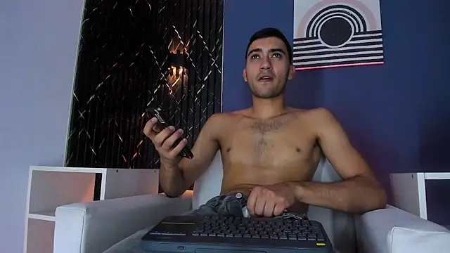 Snapshot of Liam_crox chatting on 01/30/25, 09:47 Liam crox online show from 01/30/25, 09:47