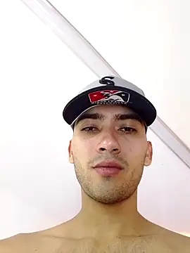 Snapshot of Liam_crox chatting on 03/19/25, 03:08 Liam crox online show from 03/19/25, 03:08