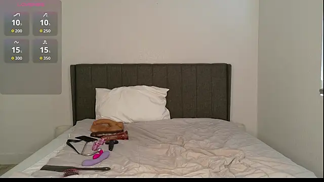 misscatxo online show from 10/12/25, 09:25