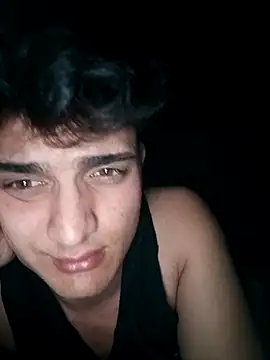 Snapshot of boy_3835 chatting on 03/14/25, 03:15 boy 3835 online show from 03/14/25, 03:15