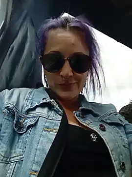 sophie banger online show from 11/26/25, 07:26