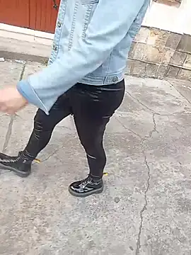 sophie banger online show from 02/19/26, 08:05