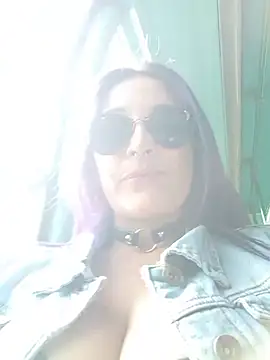 sophie banger online show from 03/13/26, 08:26