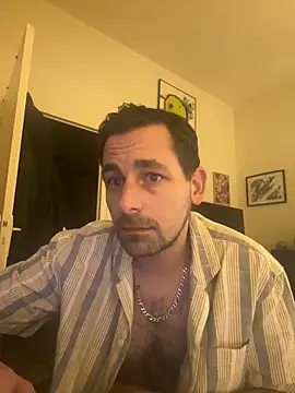 Snapshot of defbond420 chatting on 01/24/25, 10:08 defbond420 online show from 01/24/25, 10:08