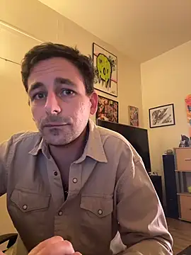 Snapshot of defbond420 chatting on 11/16/25, 10:15 defbond420 online show from 11/16/25, 10:15