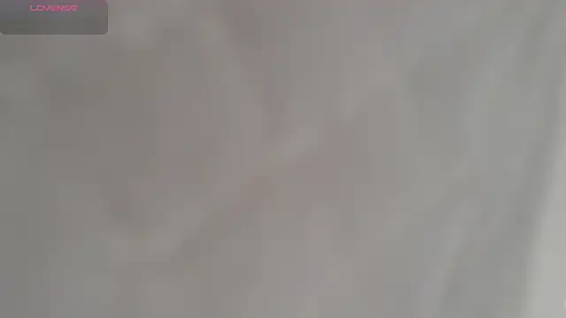 2hyun online show from 01/01/25, 01:05