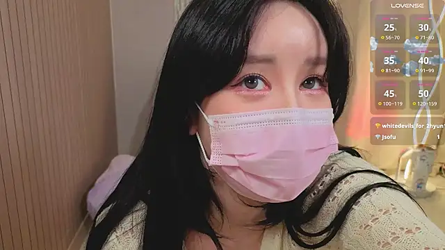 2hyun online show from 05/20/26, 12:33
