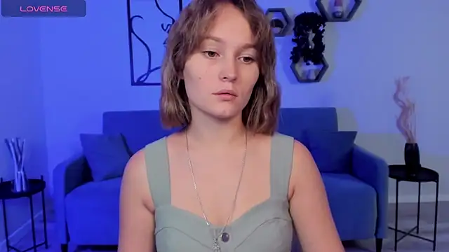 BritnieCute online show from 10/30/25, 06:59