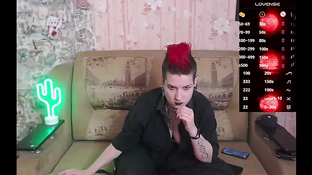 Miya Wey  online show from 10/30/25, 01:12