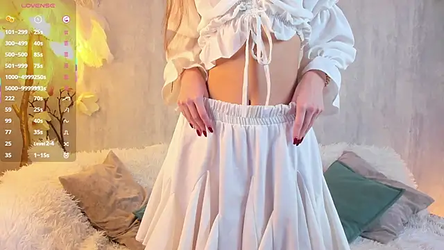 Snapshot of PetraBawden chatting on 02/24/25, 08:17 PetraBawden online show from 02/24/25, 08:17