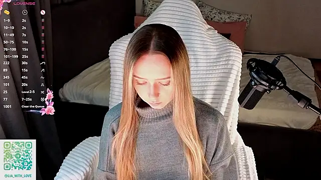 Snapshot of HollisBeckett chatting on 02/17/26, 03:14 HollisBeckett online show from 02/17/26, 03:14