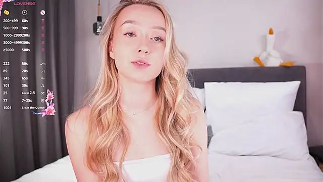 HollisBeckett online show from 04/03/26, 03:15