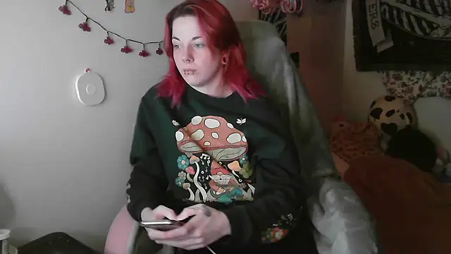 Snapshot of GoddessPinxx chatting on 12/04/24, 06:22 GoddessPinxx online show from 12/04/24, 06:22