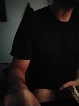 Snapshot of Marlonforyou chatting on 11/08/25, 03:23 Marlonforyou online show from 11/08/25, 03:23