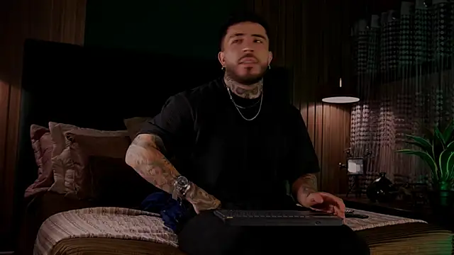 LeoSalvatore  online show from 02/27/25, 04:20