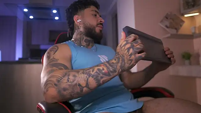 LeoSalvatore  online show from 10/27/25, 12:36