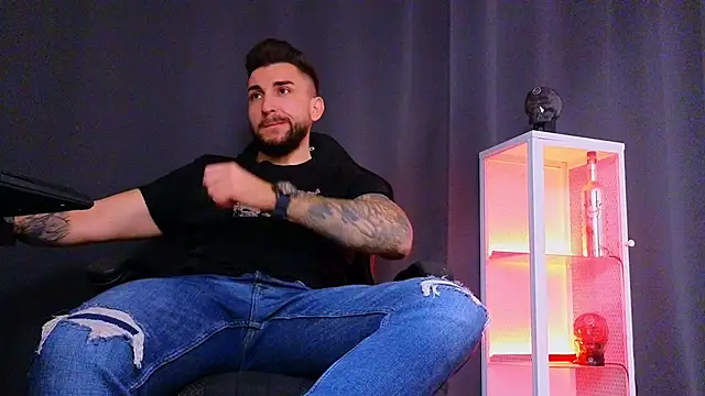 MightyAaron66 online show from 02/14/25, 05:51