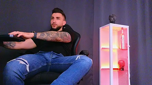 MightyAaron66 online show from 02/16/25, 02:00