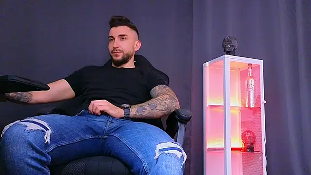 MightyAaron66 online show from 02/20/25, 06:50