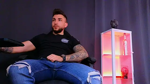 MightyAaron66 online show from 02/27/25, 07:44