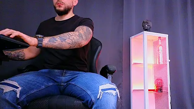 MightyAaron66 online show from 03/01/25, 11:50