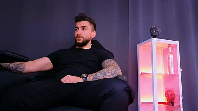 MightyAaron66 online show from 03/07/25, 05:49