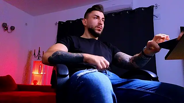 MightyAaron66 online show from 09/21/25, 02:24