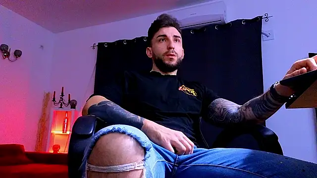 MightyAaron66 online show from 02/03/26, 03:48