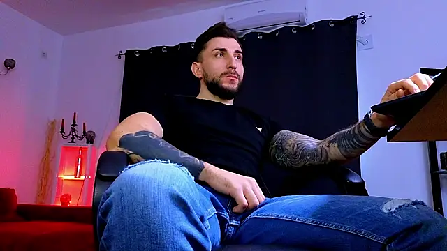 MightyAaron66 online show from 02/15/26, 07:51