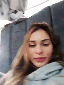 cuteluci  online show from 02/19/25, 03:27