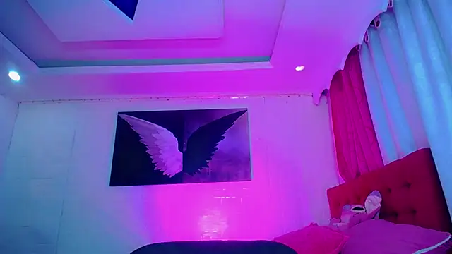 NahomiCamper online show from 11/24/25, 10:20