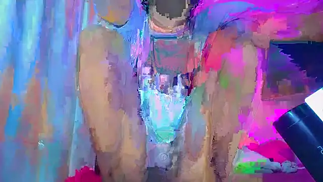 NahomiCamper online show from 12/19/25, 02:40