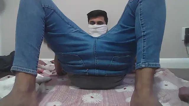 Snapshot of dickontop_24 chatting on 11/24/25, 12:54 dickontop 24 online show from 11/24/25, 12:54