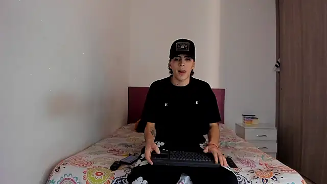 HeellBoy  online show from 02/28/26, 12:39