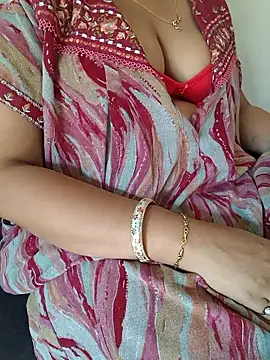 Snapshot of samitasharma chatting on 04/27/26, 03:59 samitasharma online show from 04/27/26, 03:59