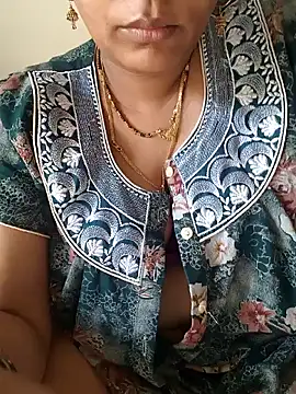 Snapshot of samitasharma chatting on 05/04/26, 03:57 samitasharma online show from 05/04/26, 03:57