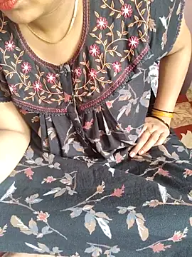 Snapshot of samitasharma chatting on 05/17/26, 07:17 samitasharma online show from 05/17/26, 07:17