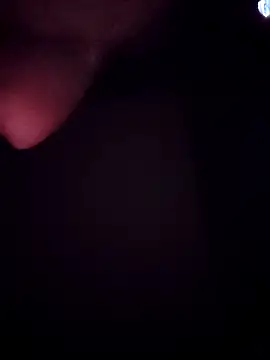 Snapshot of santi283 chatting on 04/12/26, 06:29 santi283 online show from 04/12/26, 06:29