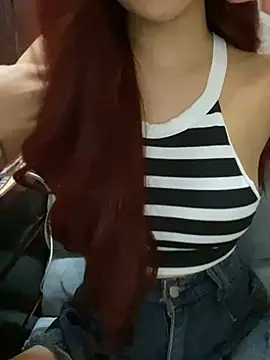 Snapshot of Jan_jang20 chatting on 12/23/24, 03:23 Jan jang20 online show from 12/23/24, 03:23