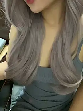 Snapshot of Jan_jang20 chatting on 02/02/25, 02:13 Jan jang20 online show from 02/02/25, 02:13