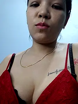 Snapshot of Jan_jang20 chatting on 09/13/25, 02:11 Jan jang20 online show from 09/13/25, 02:11