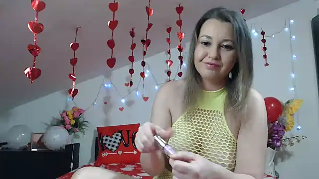 SweetMaddy888 online show from 02/16/26, 06:04