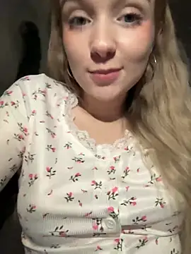 Baby Tiny online show from 01/02/25, 06:23
