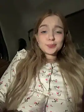 Baby Tiny online show from 01/02/25, 09:28