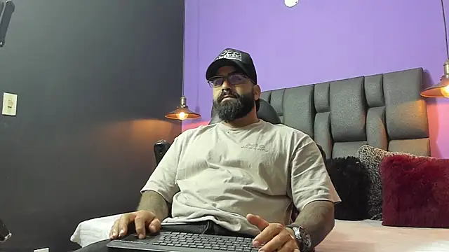 Lyon vach online show from 09/20/25, 11:39