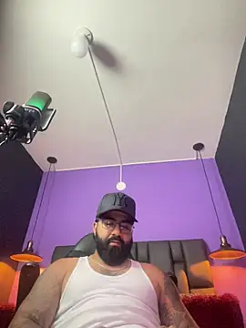 Lyon vach online show from 11/11/25, 01:38